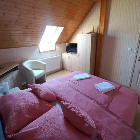 Lägenhet Napsugar
