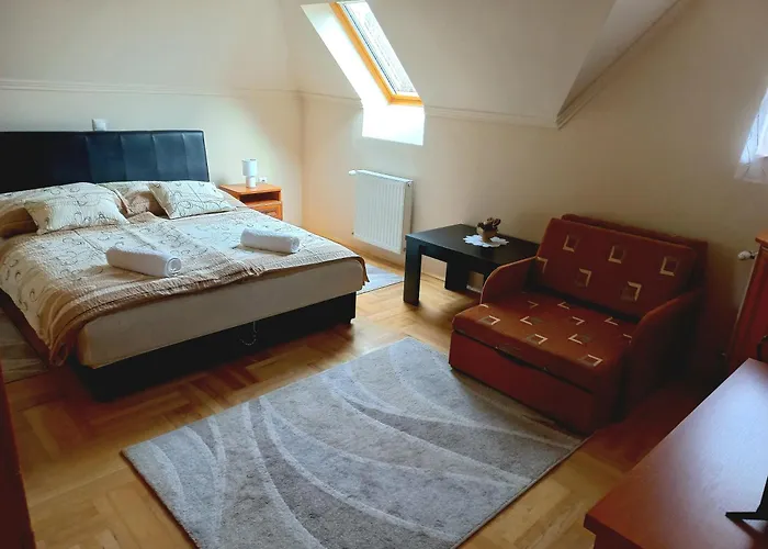 Napsugár Apartman Vonyarcvashegy