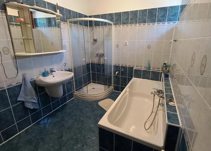 Napsugár Apartman Vonyarcvashegy